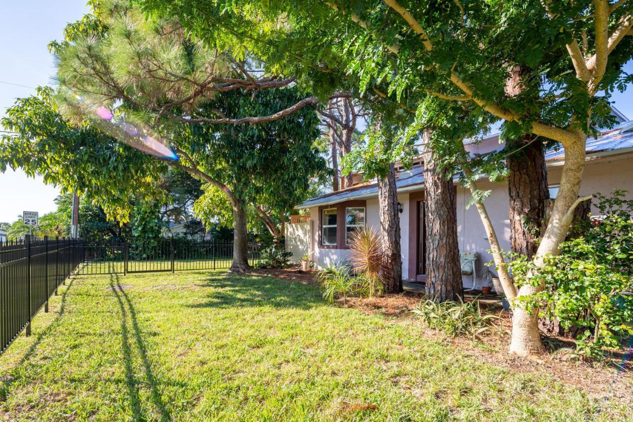 Home By Beach 4 - Gulf Breeze Naples Exterior photo